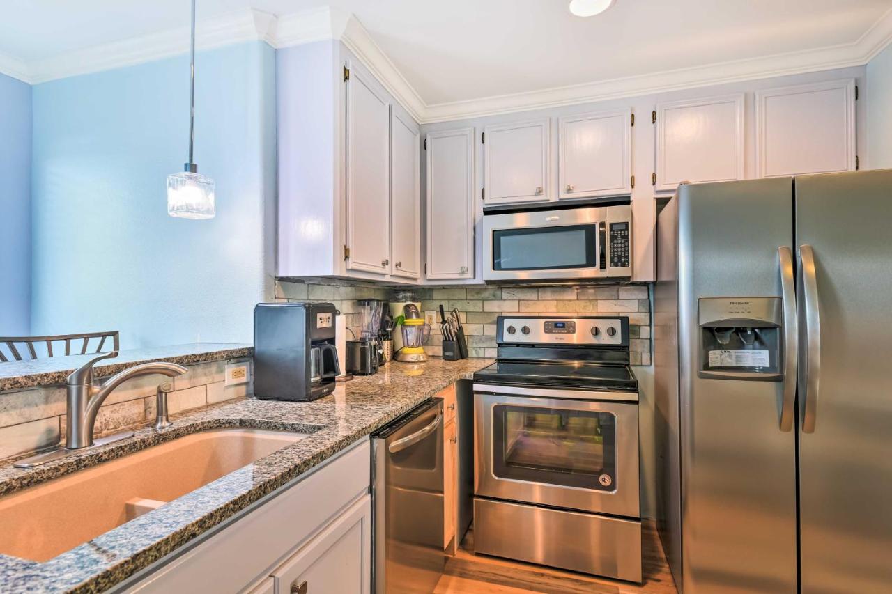 Port Aransas Condo With Pool Access - Walk To Beach! 외부 사진