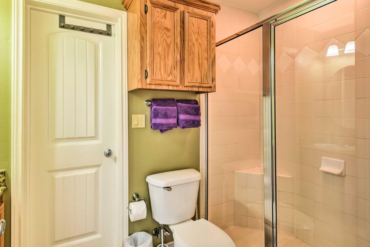 Port Aransas Condo With Pool Access - Walk To Beach! 외부 사진