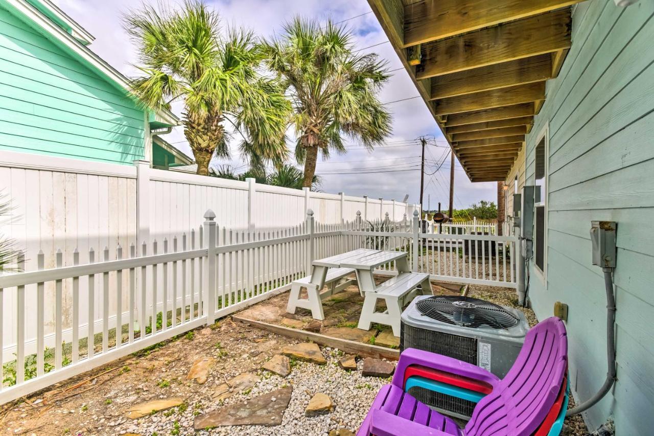 Port Aransas Condo With Pool Access - Walk To Beach! 외부 사진