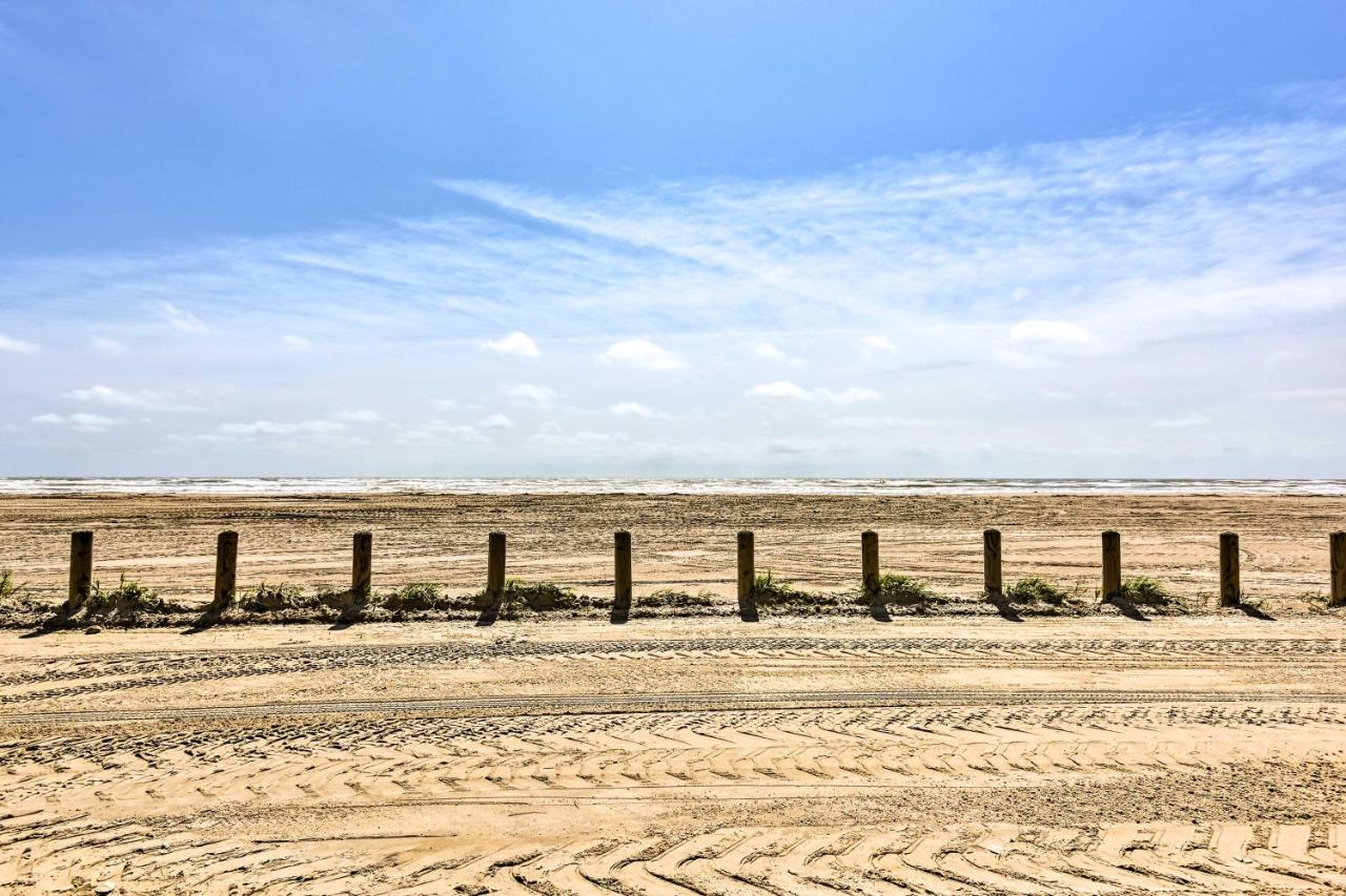 Port Aransas Condo With Pool Access - Walk To Beach! 외부 사진